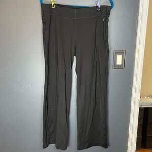 Danskin Now Black Yoga Pants with Hidden Waistband Pocket | Size XL (16–18)